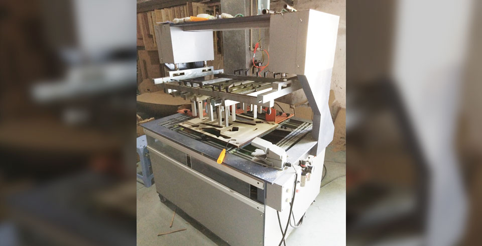 自動(dòng)清廢機(jī)